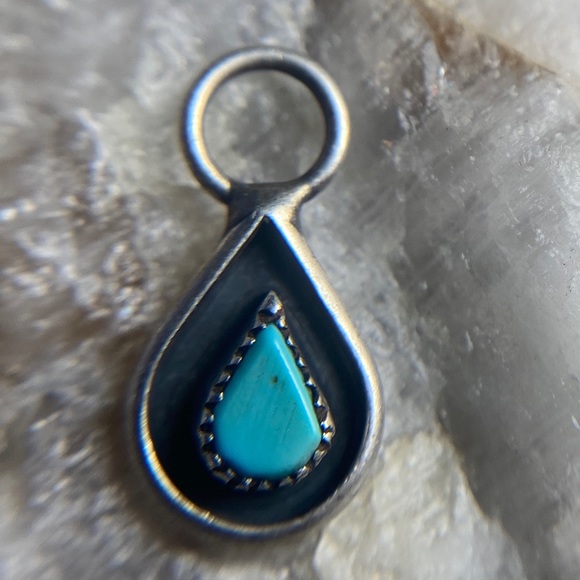 Sterling Silver & Turquoise Teardrop Pendant 925 - Picture 7 of 10